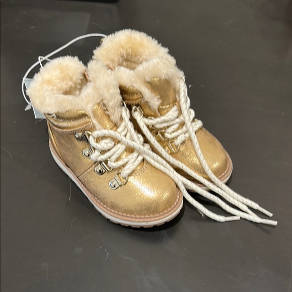 Cat & Jack Other - Cat and Jack, Toddler Size 7, Gold Boots with Faux Fur Lining- NWT